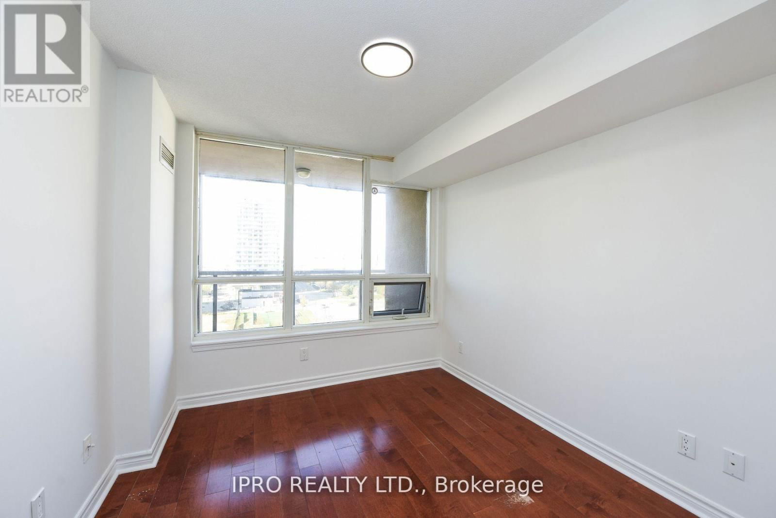 1006 - 4090 LIVING ARTS DRIVE Image 22