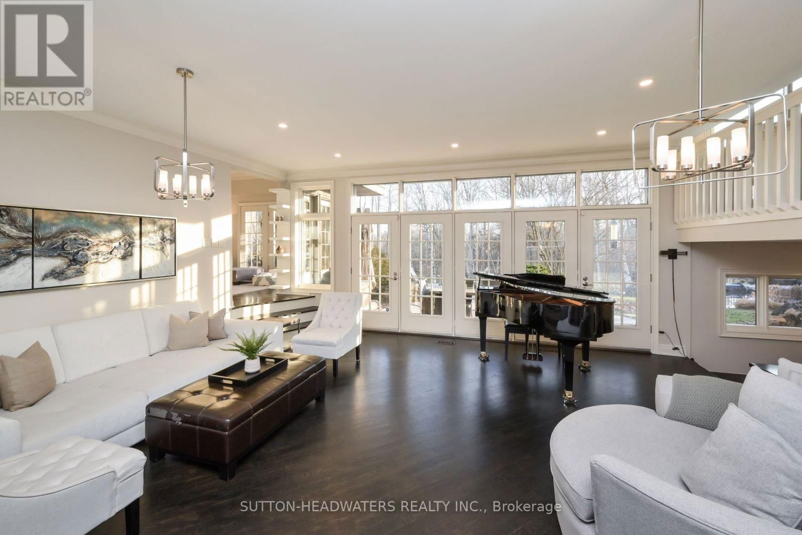30 CEDAR DRIVE Image 9