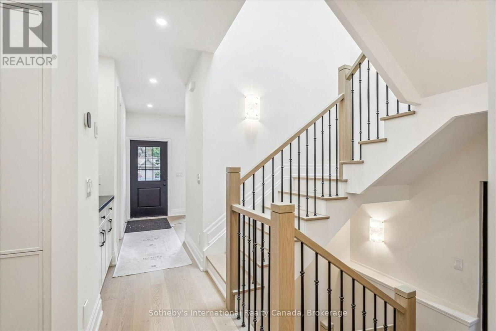 152 CHISHOLM STREET Image 14