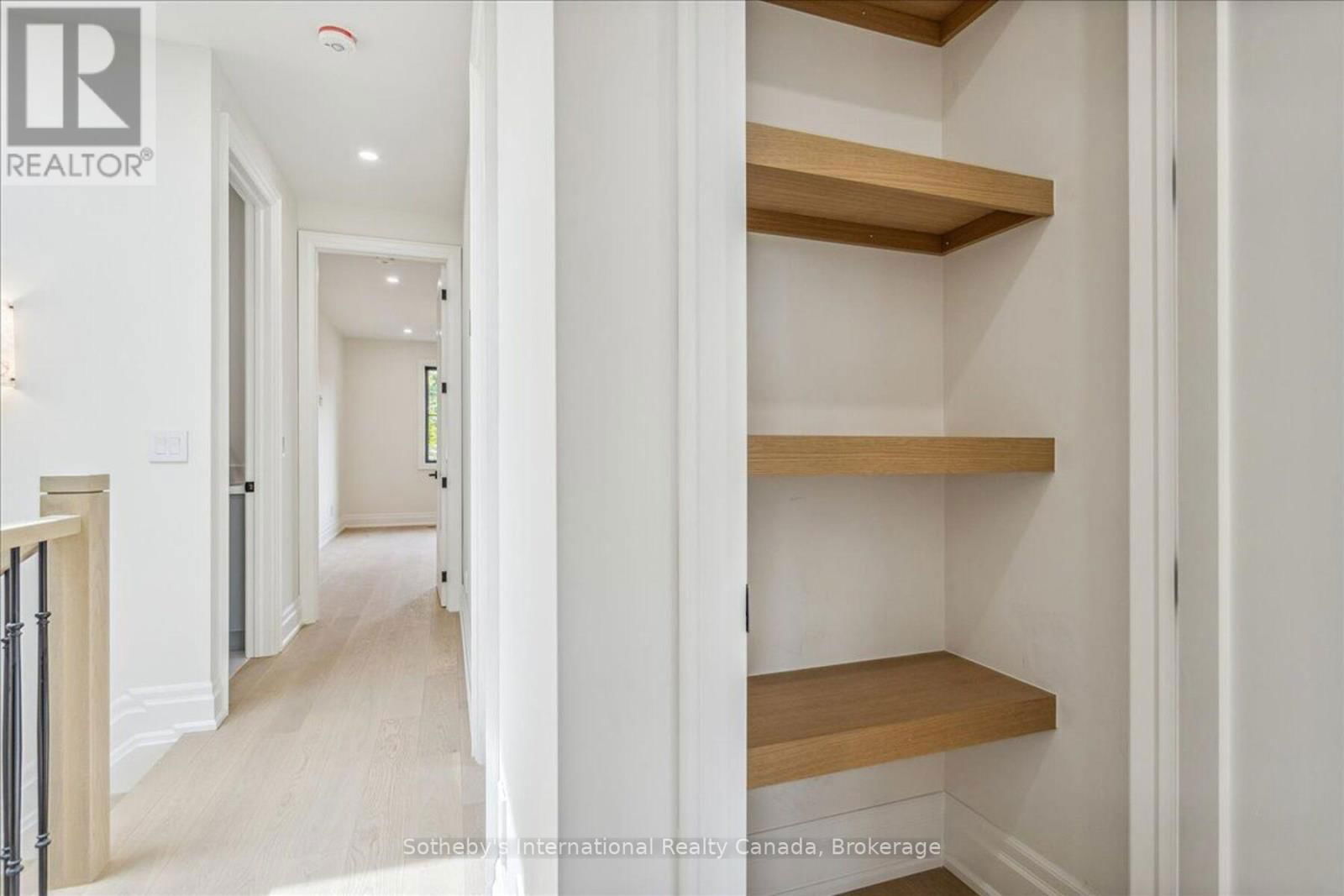 152 CHISHOLM STREET Image 19