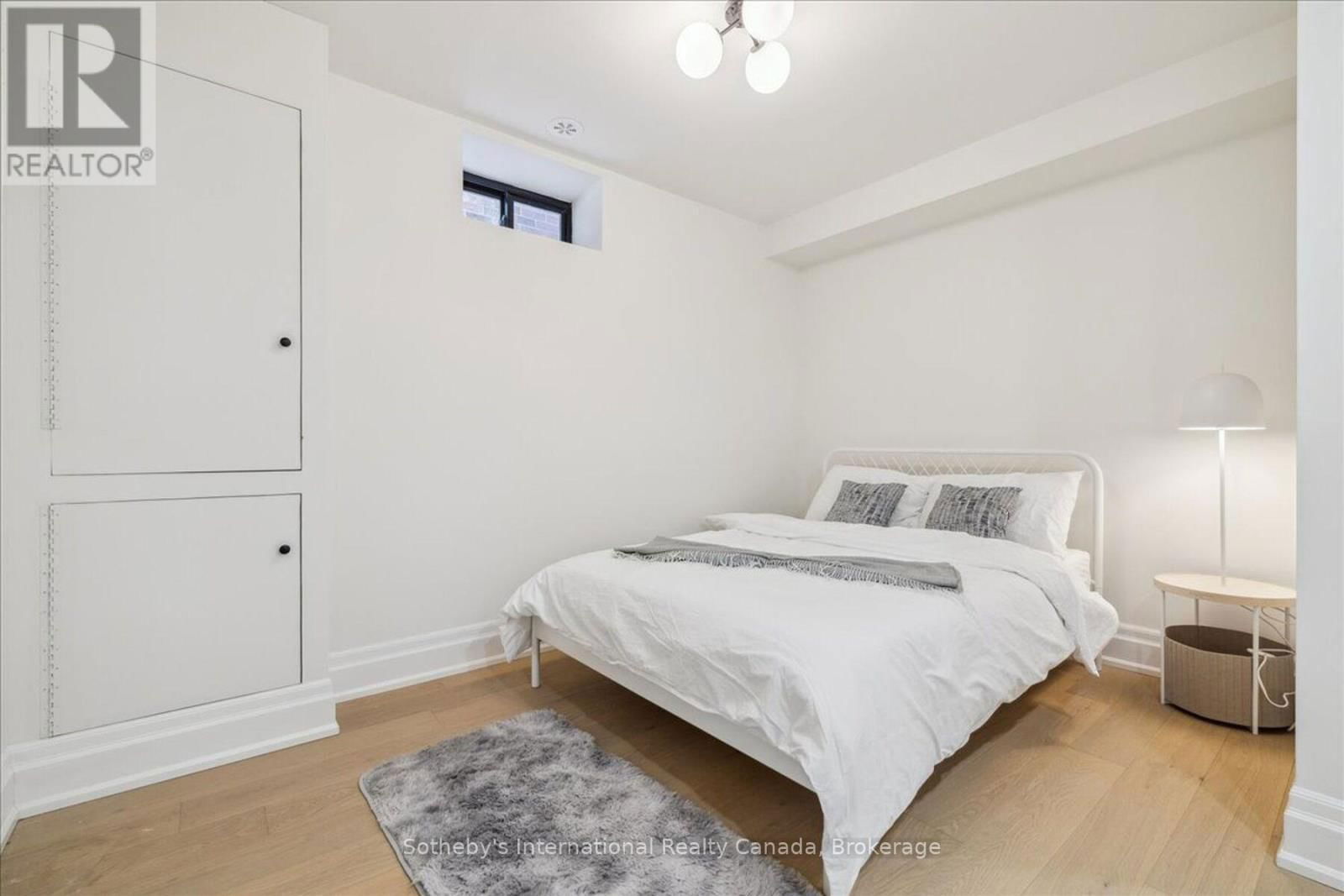 152 CHISHOLM STREET Image 26