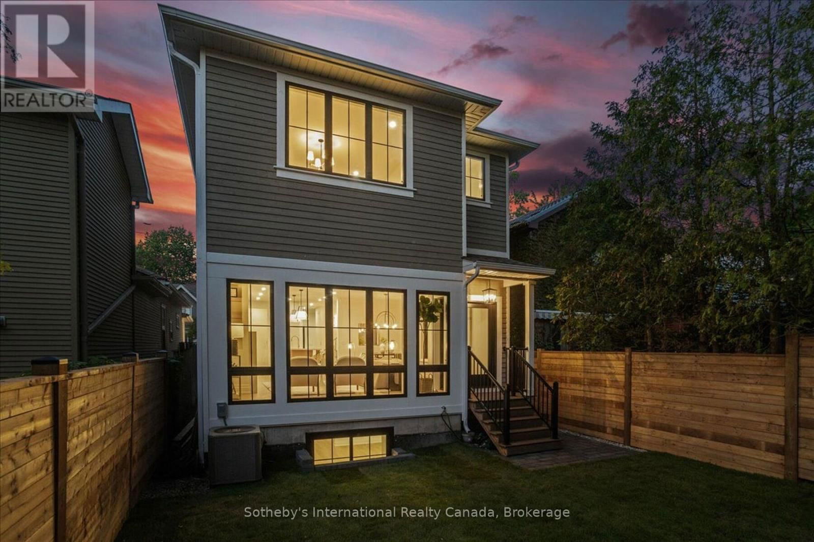 152 CHISHOLM STREET Image 27