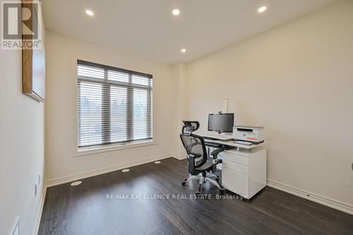 469 DUNDAS STREET EAST Image 16