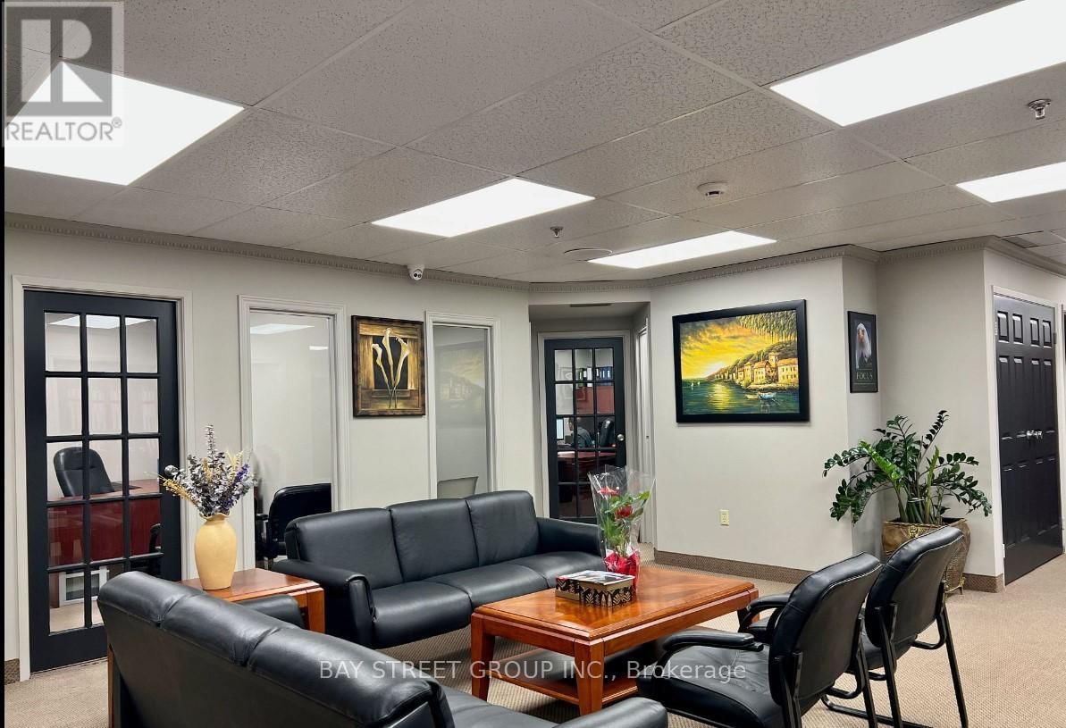 202 - 120 TRADERS BLVD E BOULEVARD Image 7