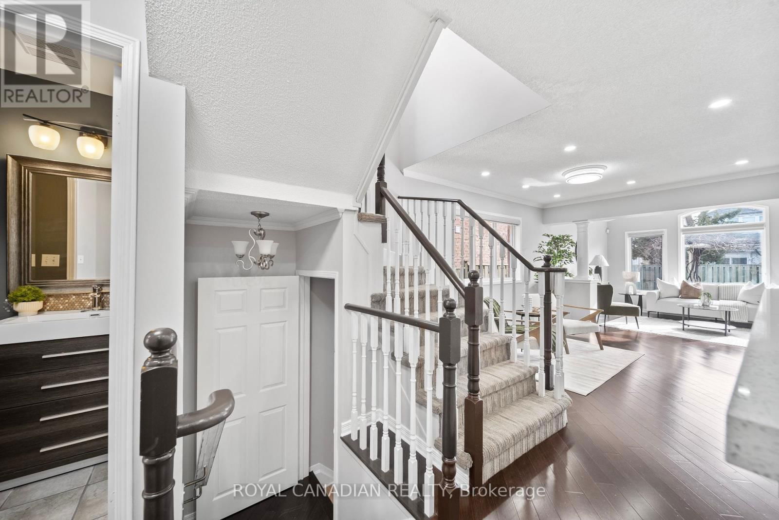 5868 RAFTSMAN COVE Image 19
