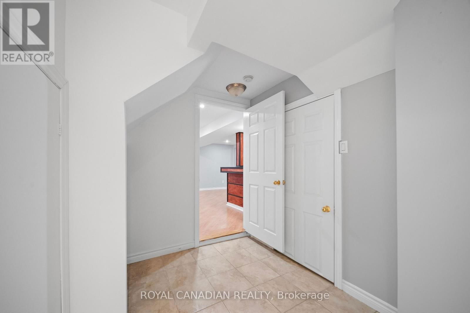 5868 RAFTSMAN COVE Image 41