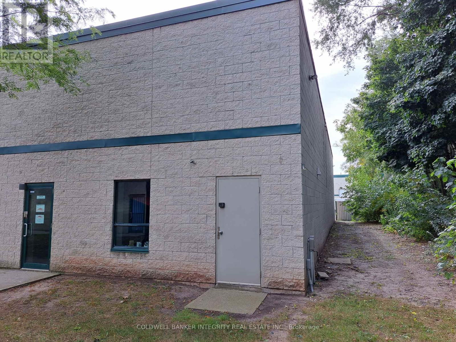 4 - 1038 COOKE BOULEVARD Image 2
