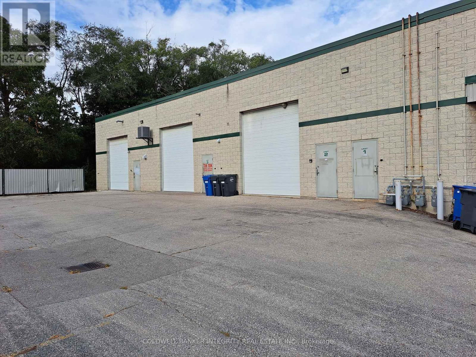2 - 1038 COOKE BOULEVARD Image 3