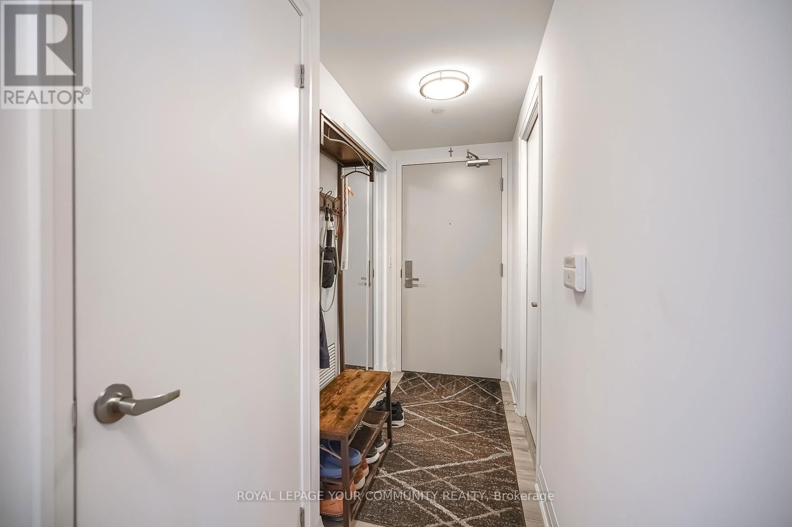 2309 - 30 GIBBS ROAD Image 4