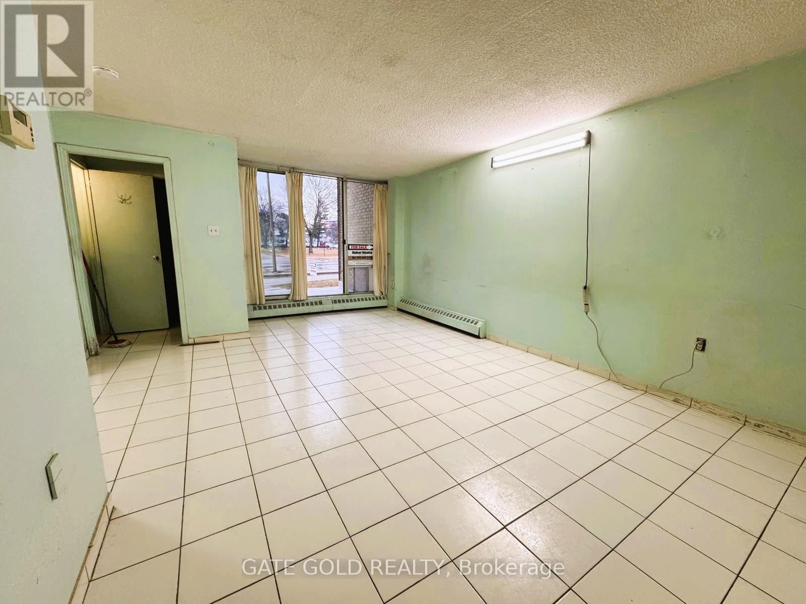 17 - 1624 BLOOR STREET Image 18