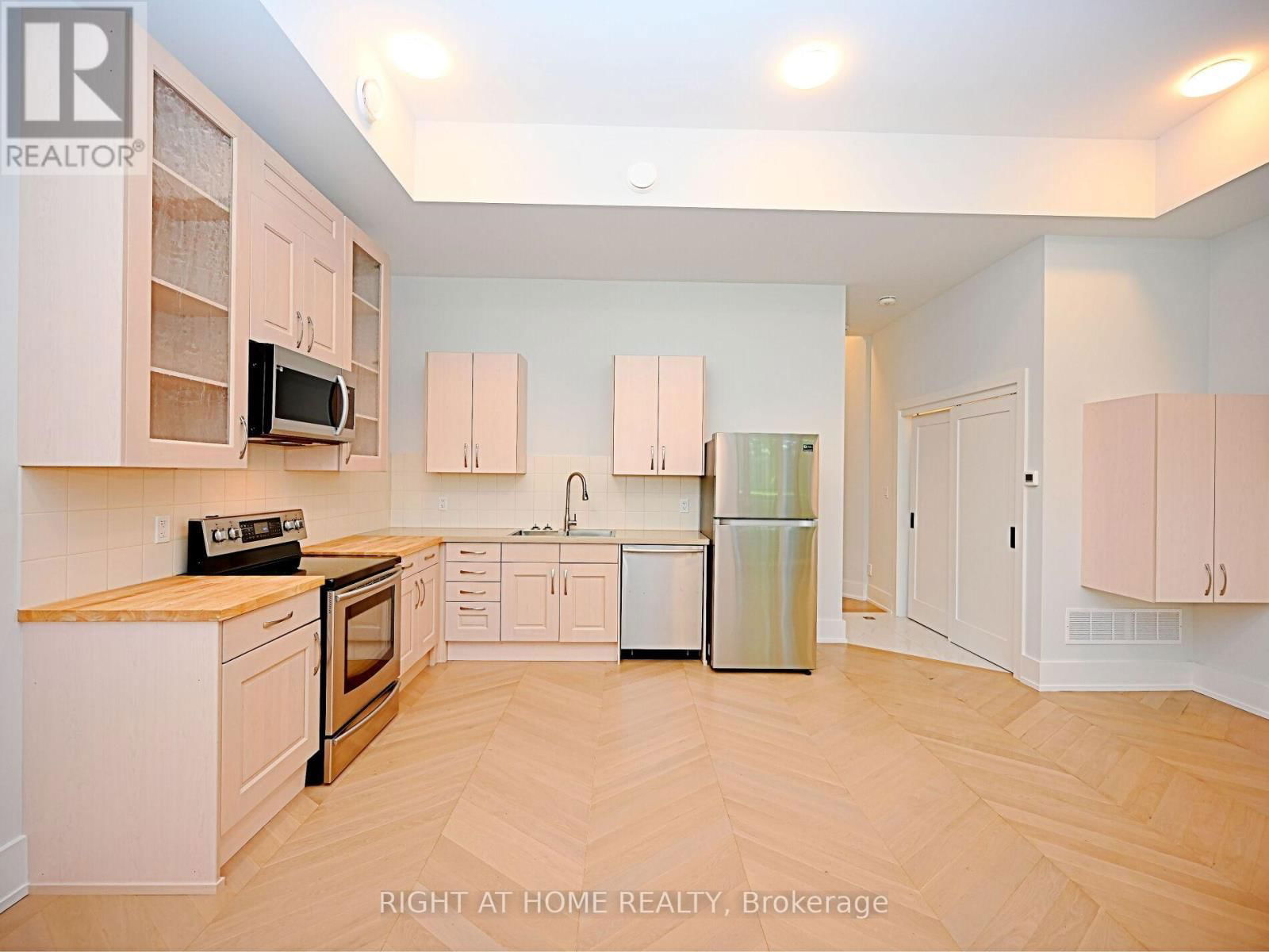 50B WOODLAWN AVENUE Image 17
