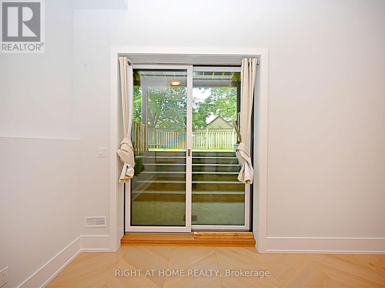 50B WOODLAWN AVENUE Image 36