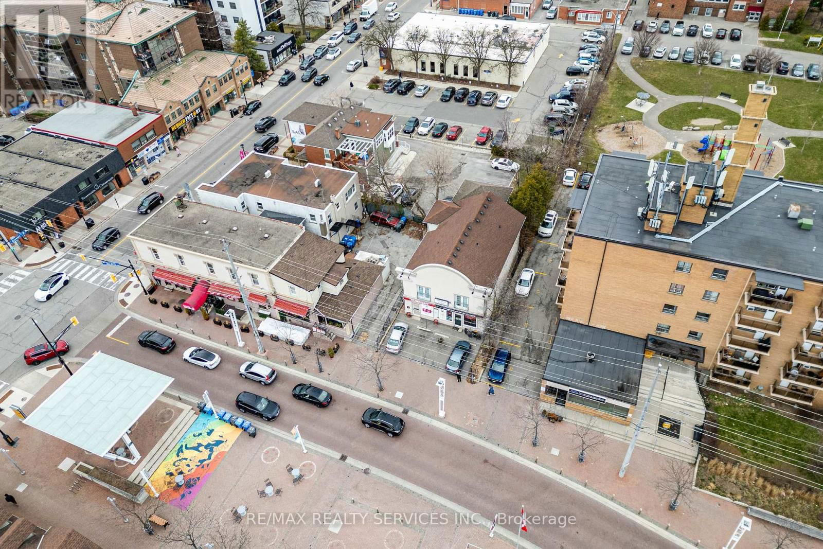10 MAIN STREET Image 42