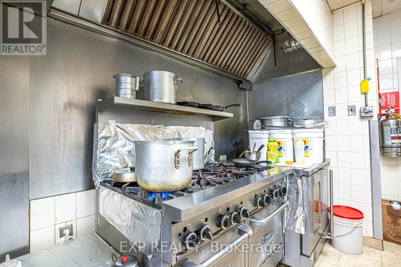 Image #1 of Restaurant for Sale at Kingsway, Oakville , Ontario