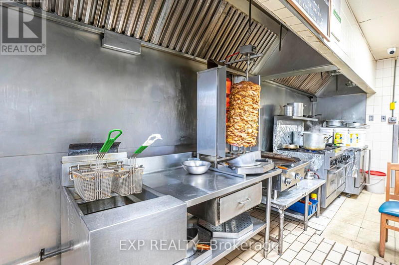 Image #1 of Restaurant for Sale at Kingsway, Oakville , Ontario