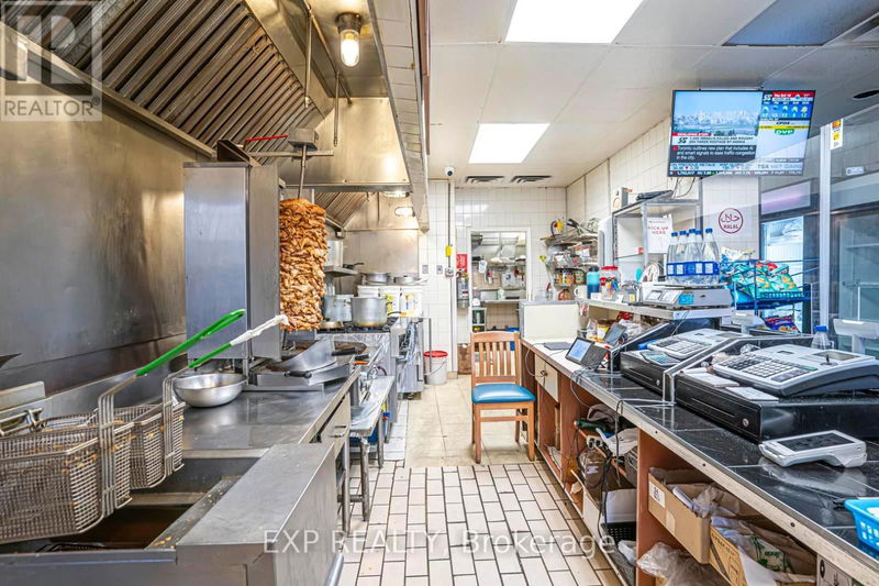 Image #1 of Restaurant for Sale at Kingsway, Oakville , Ontario