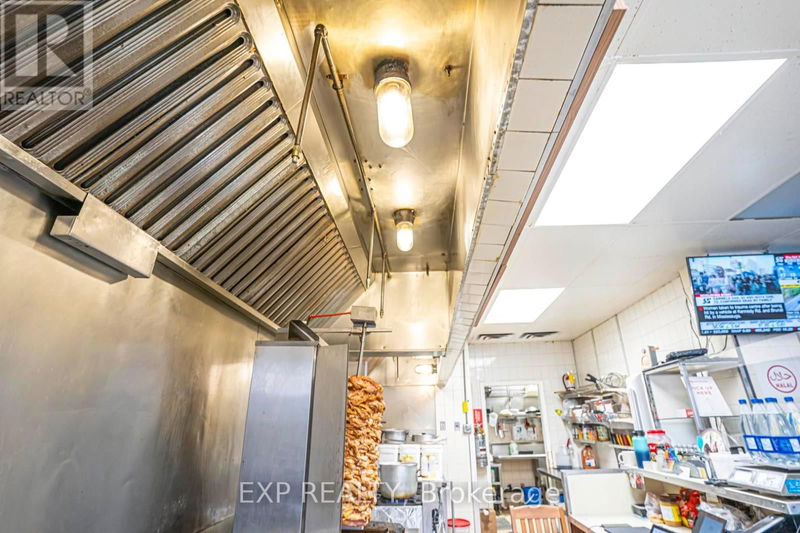 Image #1 of Restaurant for Sale at Kingsway, Oakville , Ontario
