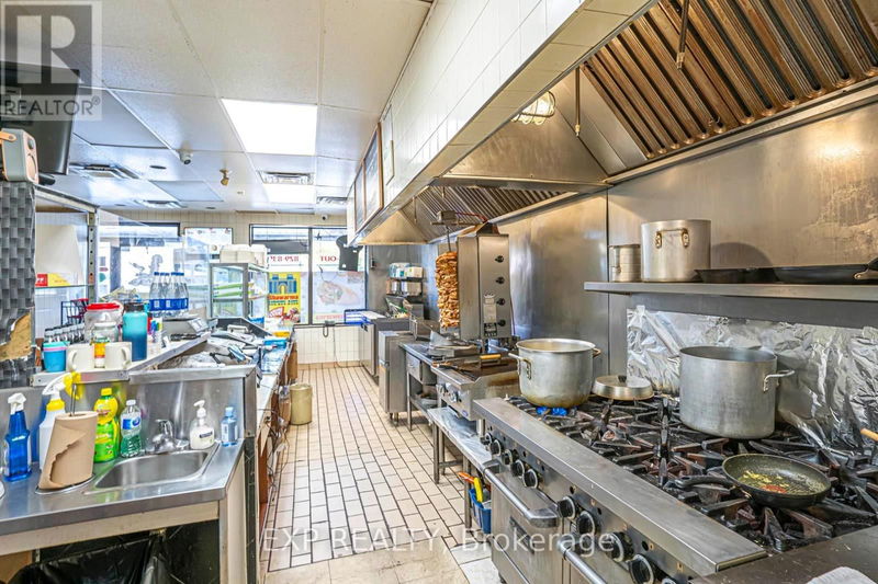Image #1 of Restaurant for Sale at Kingsway, Oakville , Ontario