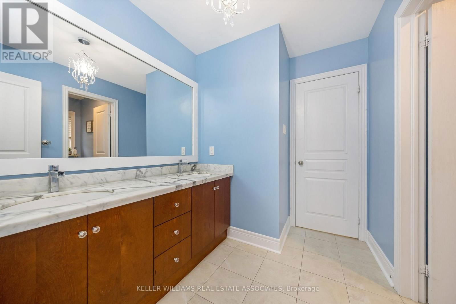 298 EATON STREET Image 28