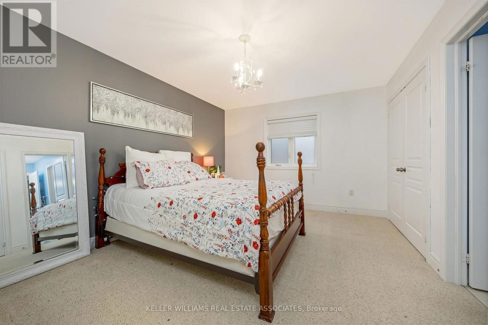 298 EATON STREET Image 30