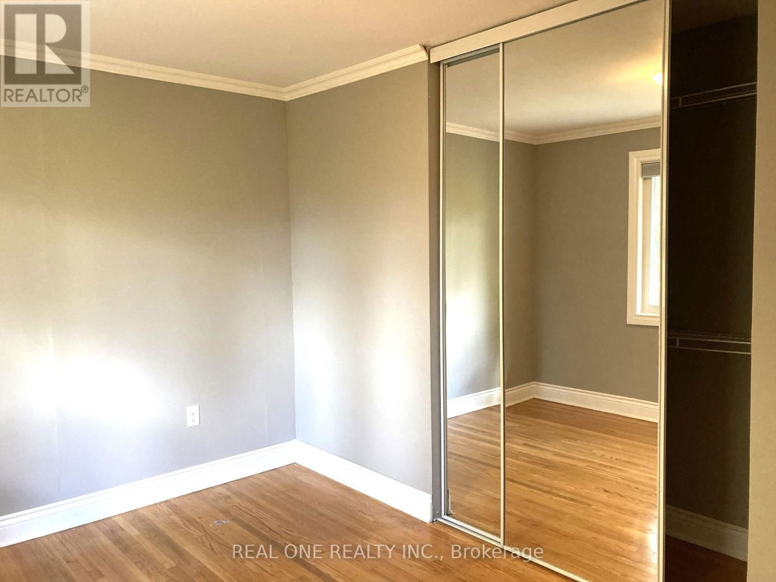 12 LYNDFIELD CRESCENT Image 13
