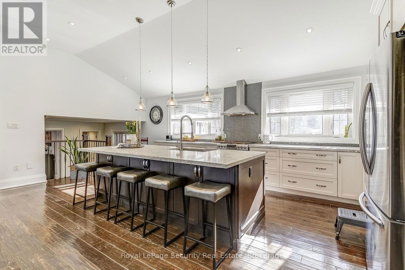 11310 TRAFALGAR ROAD Image 12
