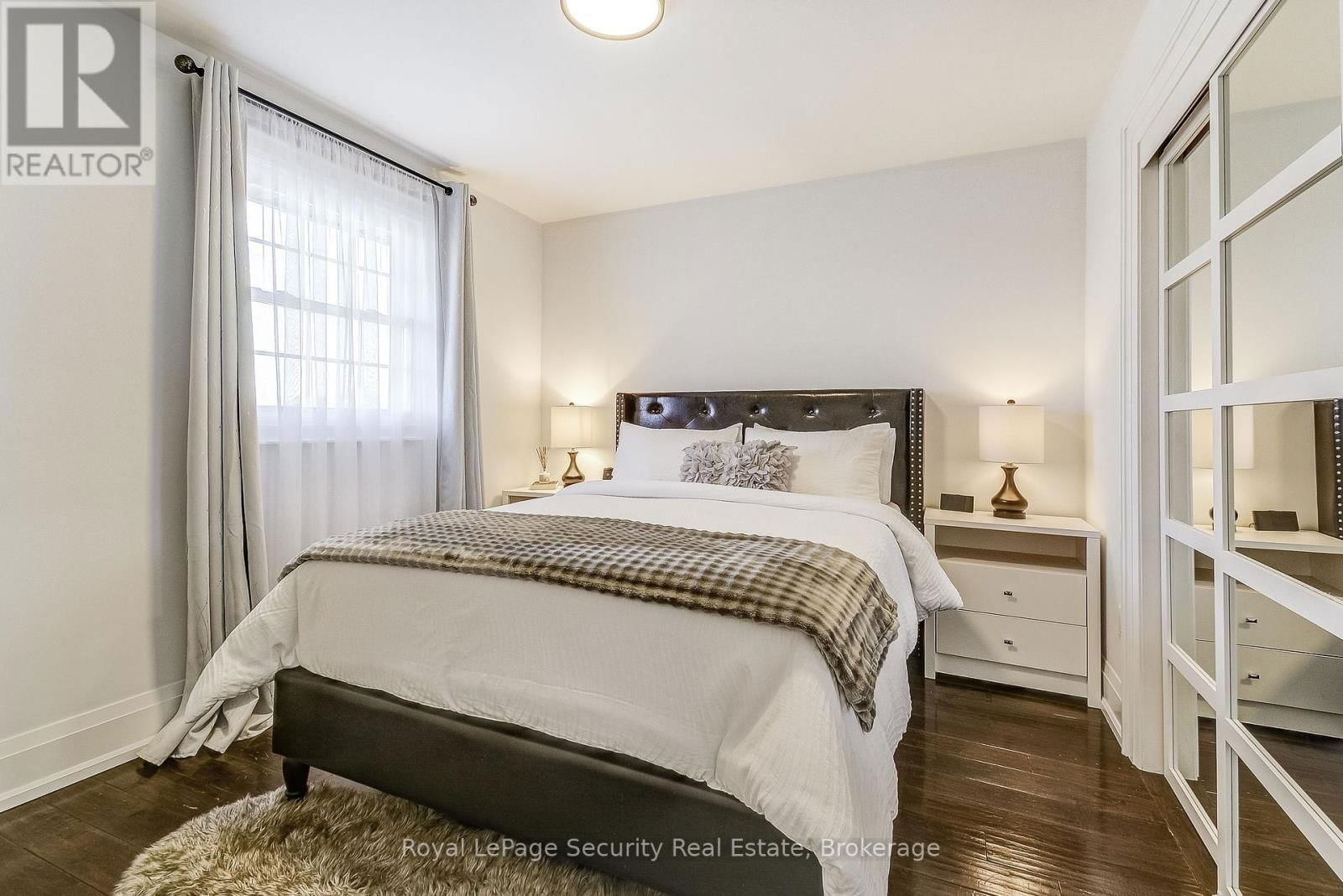 11310 TRAFALGAR ROAD Image 23