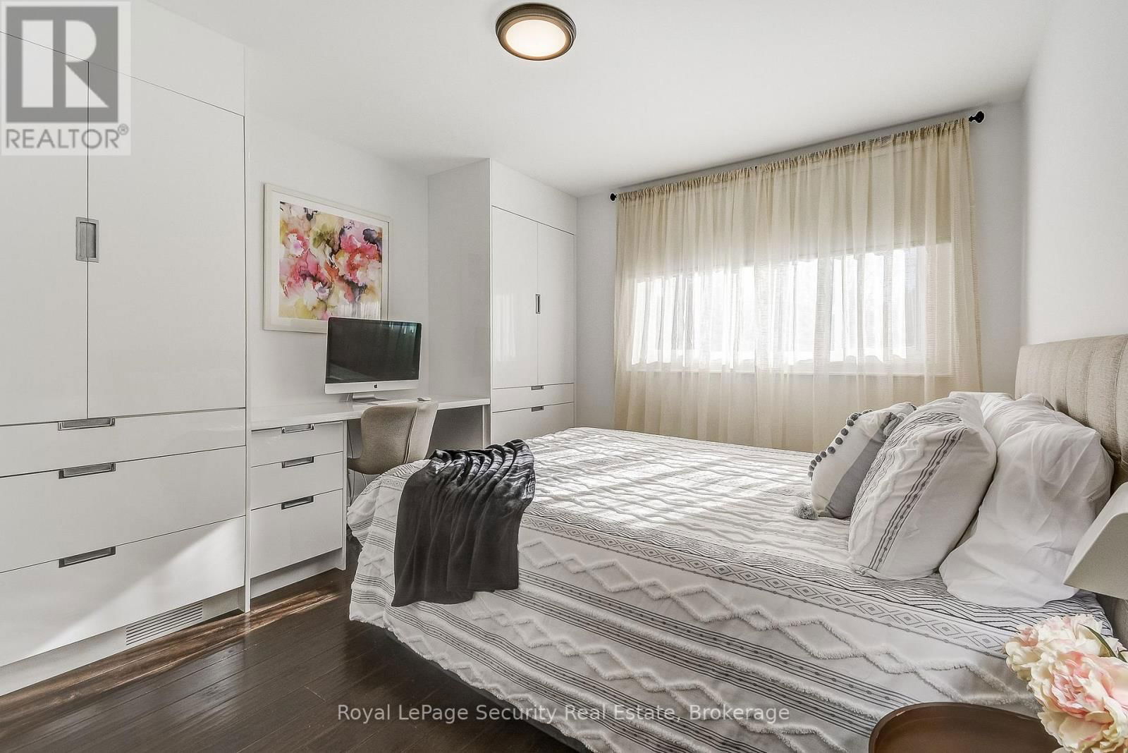 11310 TRAFALGAR ROAD Image 25
