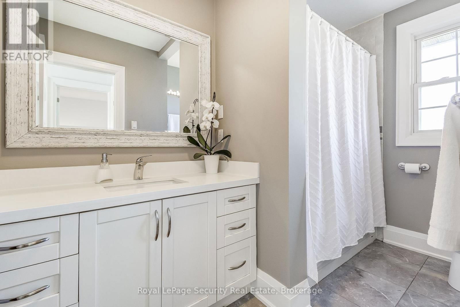 11310 TRAFALGAR ROAD Image 28