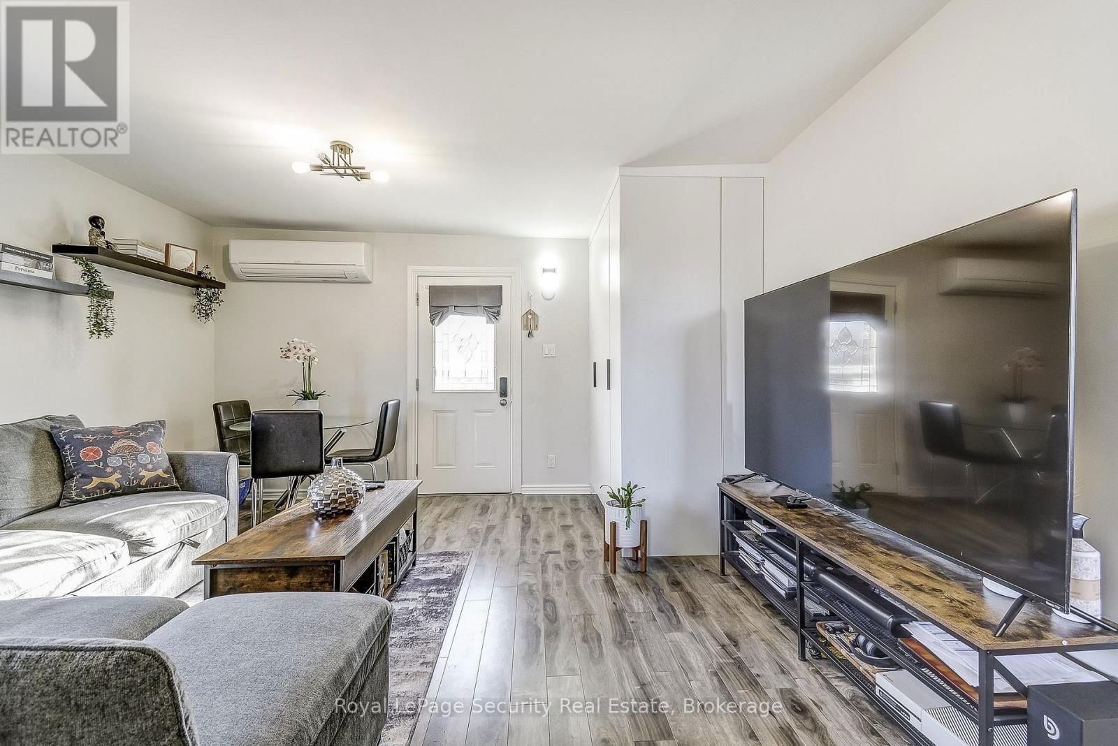 11310 TRAFALGAR ROAD Image 38