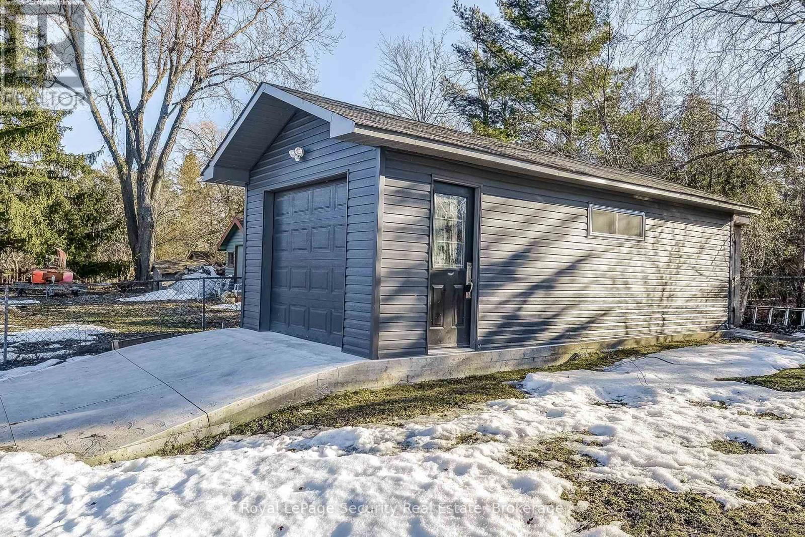 11310 TRAFALGAR ROAD Image 43