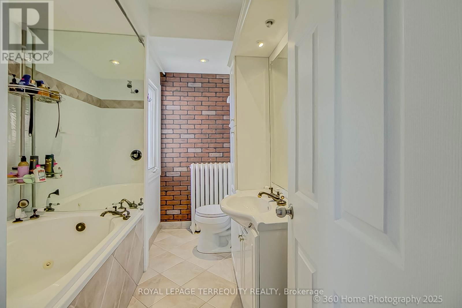 221 WINDERMERE AVENUE Image 29