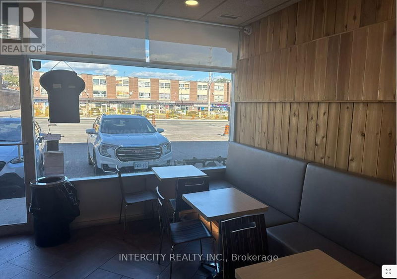 Image #1 of Restaurant for Sale at Hurontario, Mississauga , Ontario
