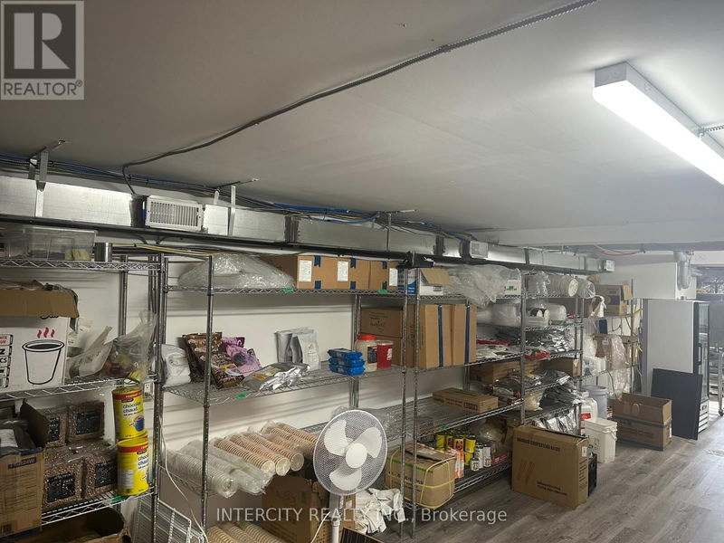 Image #1 of Restaurant for Sale at Hurontario, Mississauga , Ontario