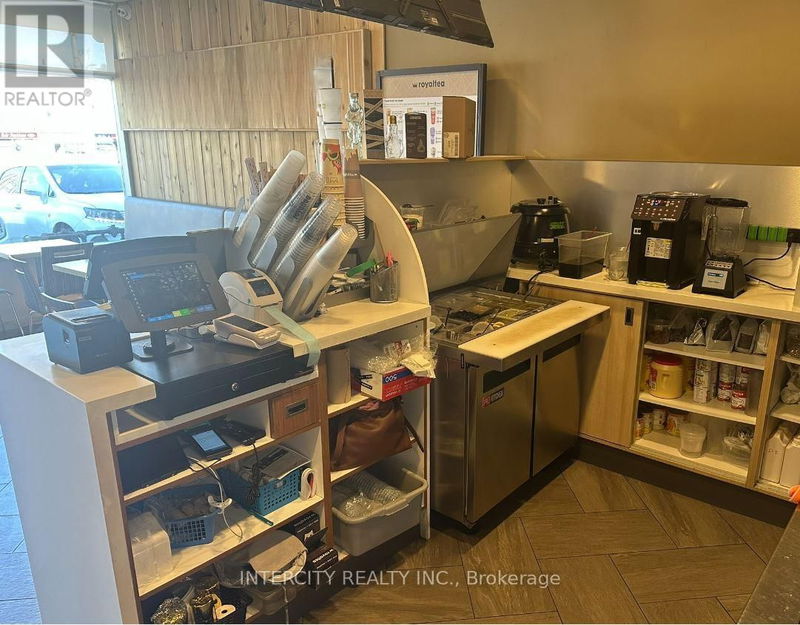 Image #1 of Restaurant for Sale at Hurontario, Mississauga , Ontario