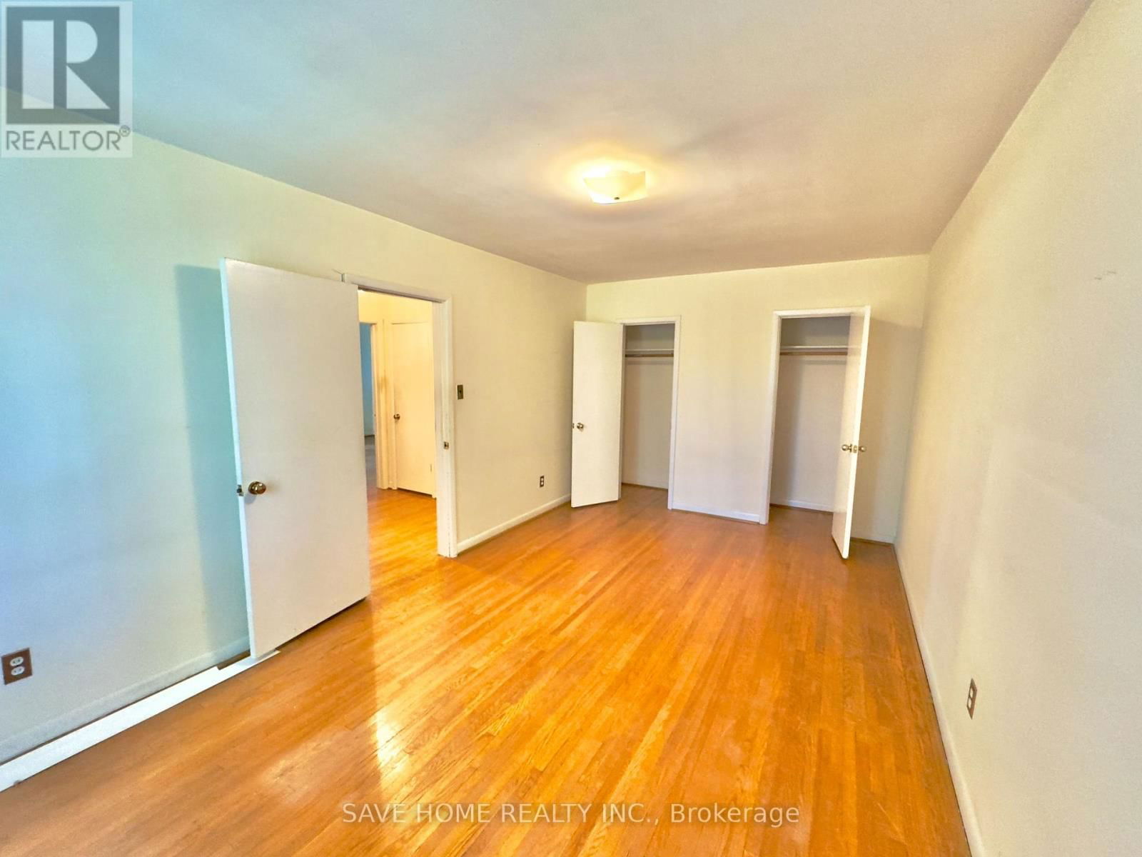 28 ALLONSIUS DRIVE EAST Image 17