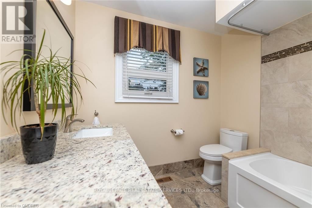 2123 KAWARTHA CRESCENT Image 24