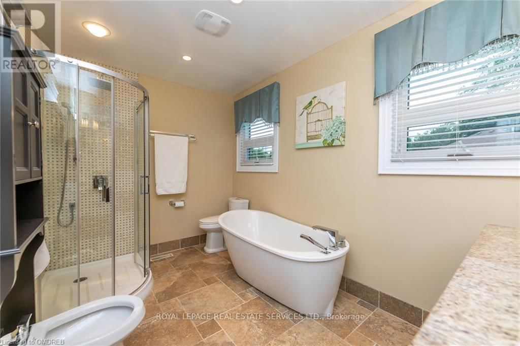 2123 KAWARTHA CRESCENT Image 27