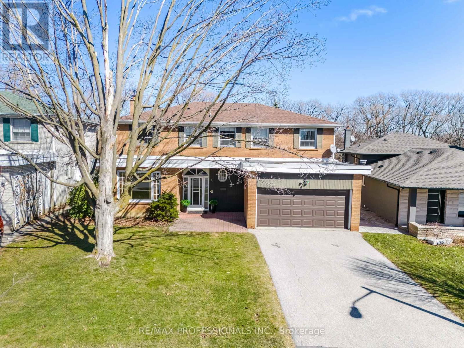 37 THICKET ROAD Image 1