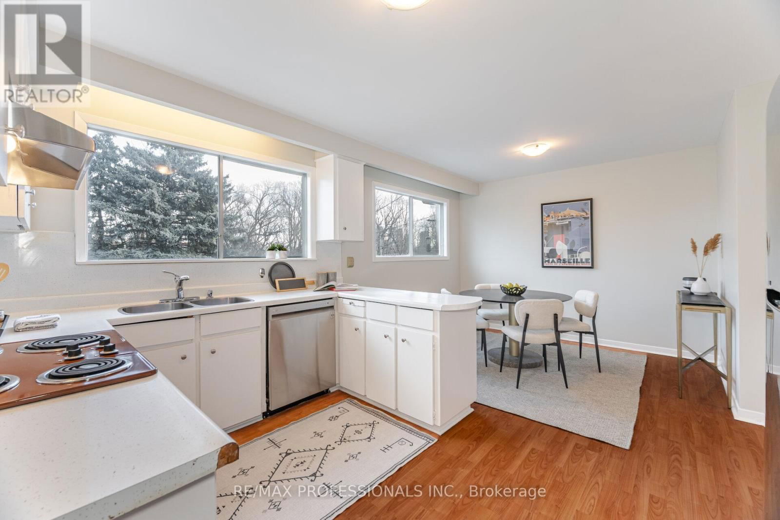 37 THICKET ROAD Image 15