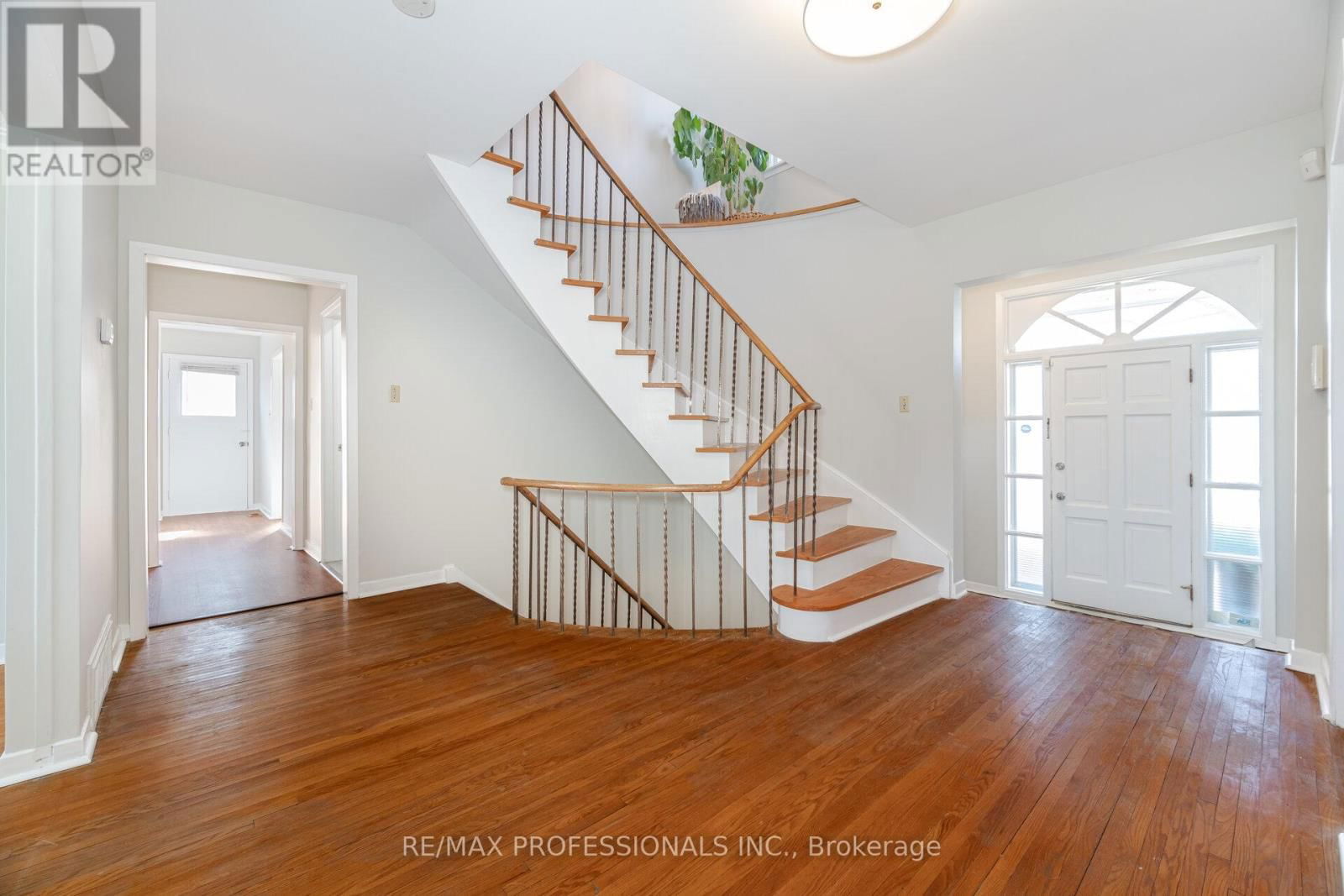 37 THICKET ROAD Image 19