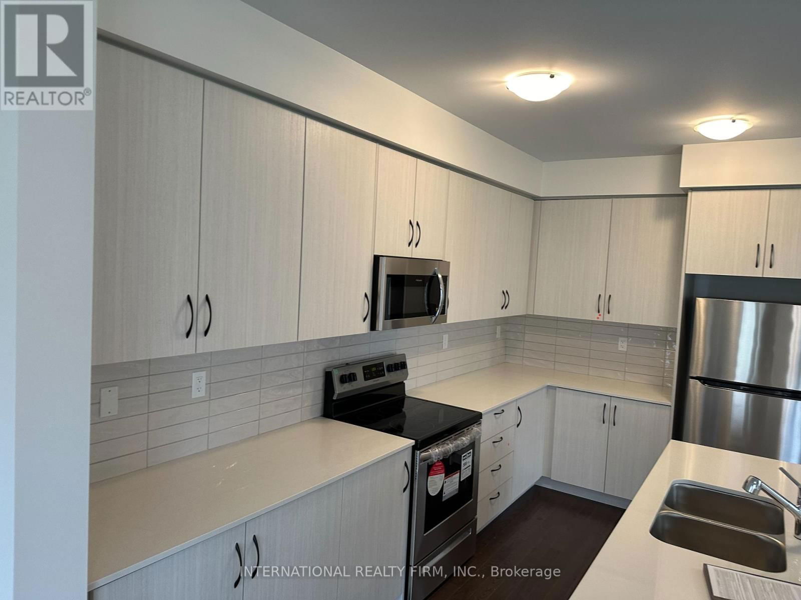 615 BOYD LANE Image 14