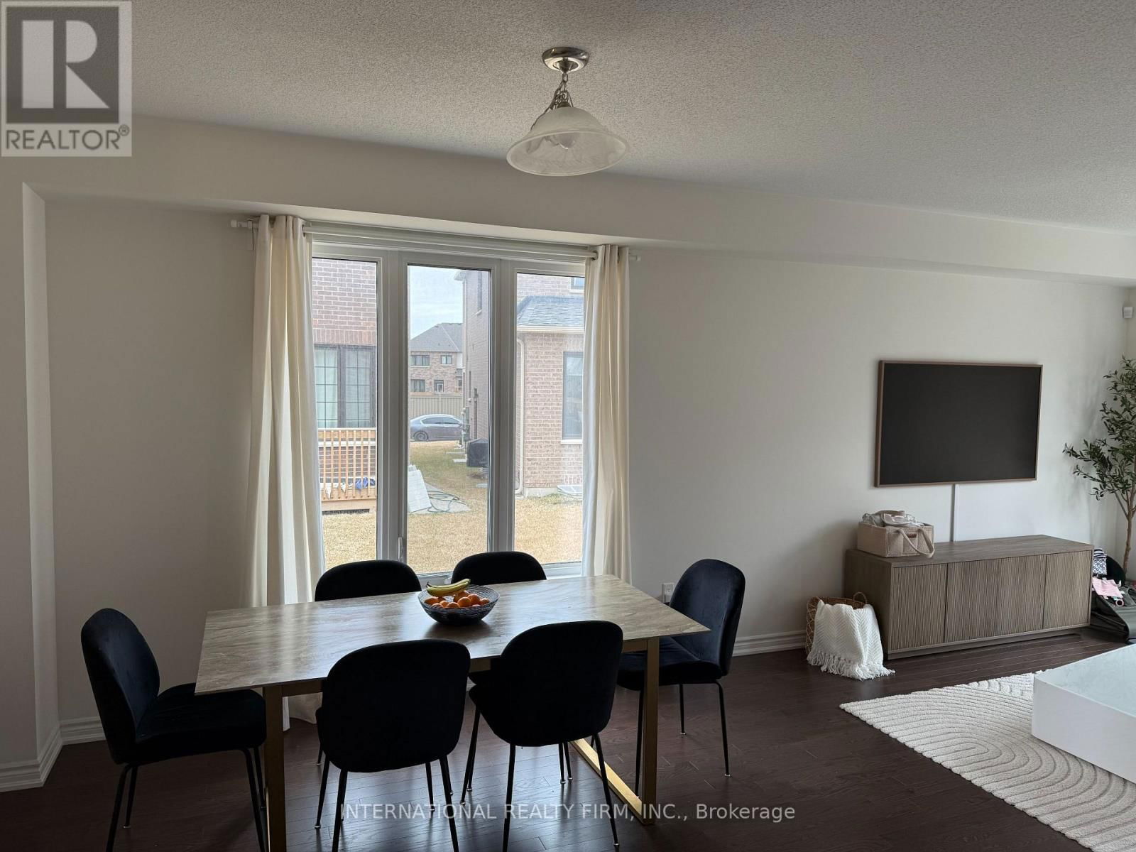 615 BOYD LANE Image 23