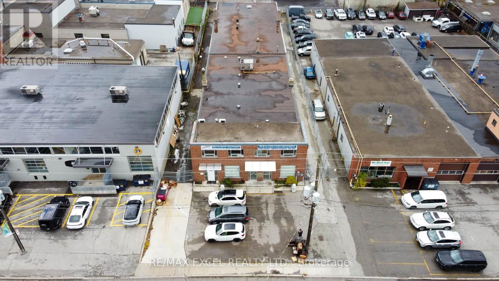 31 MILFORD AVENUE Image 2