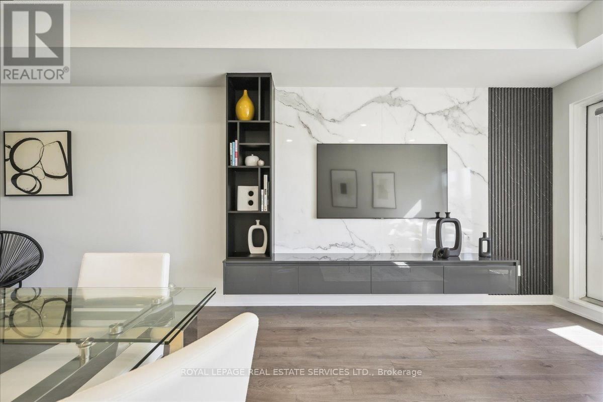 61 - 1121 COOKE BOULEVARD Image 12