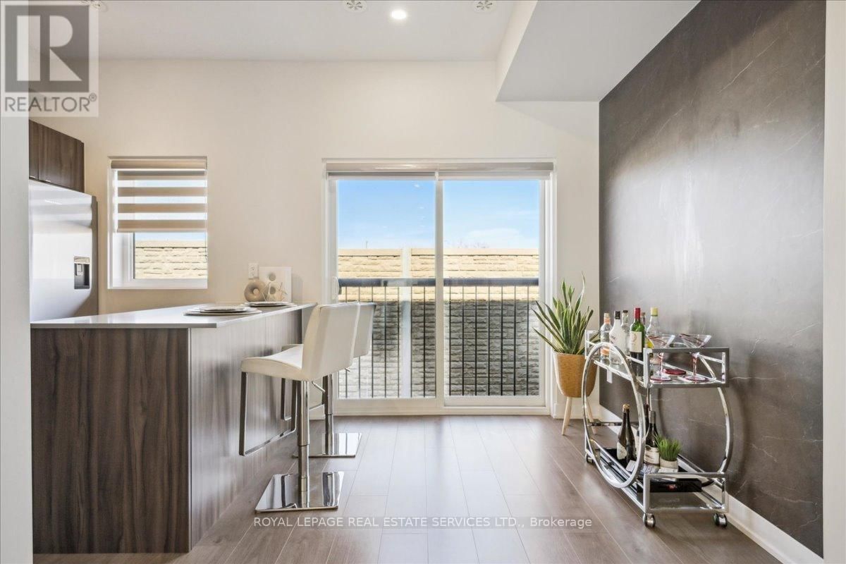 61 - 1121 COOKE BOULEVARD Image 15