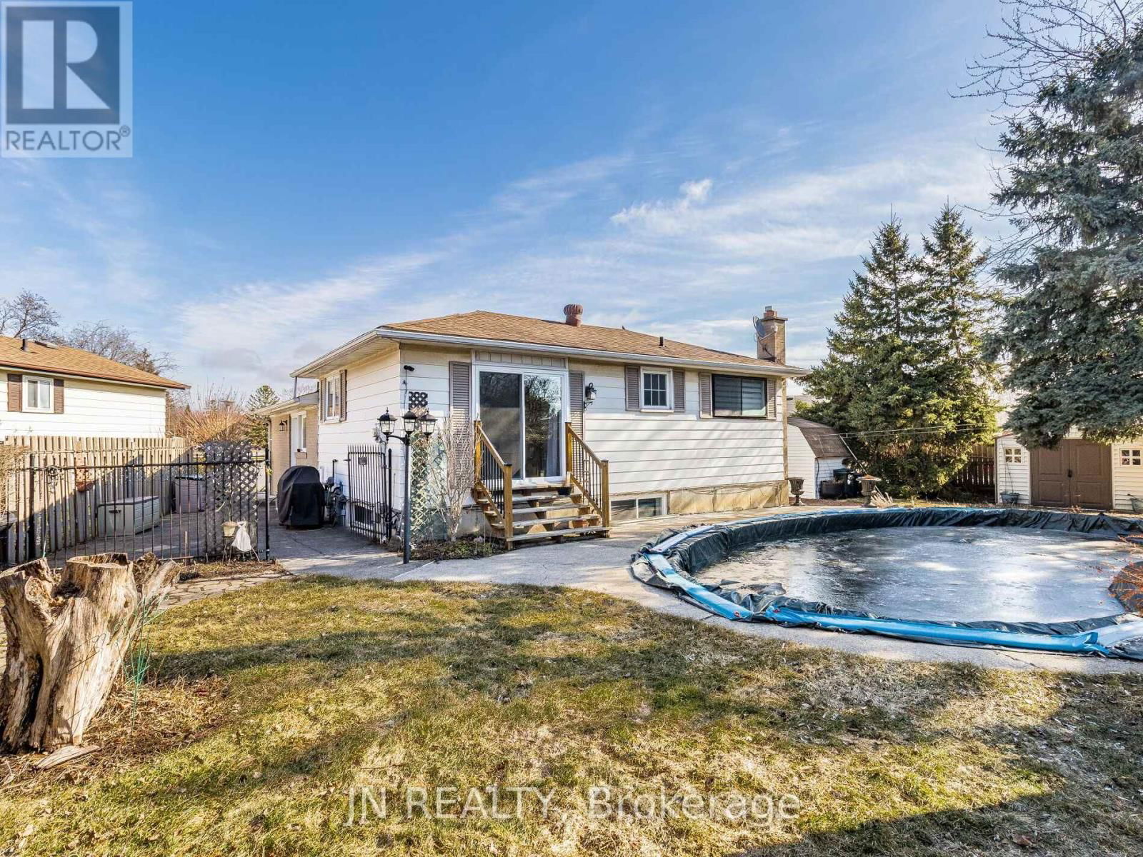 27 FINCHLEY CRESCENT Image 42