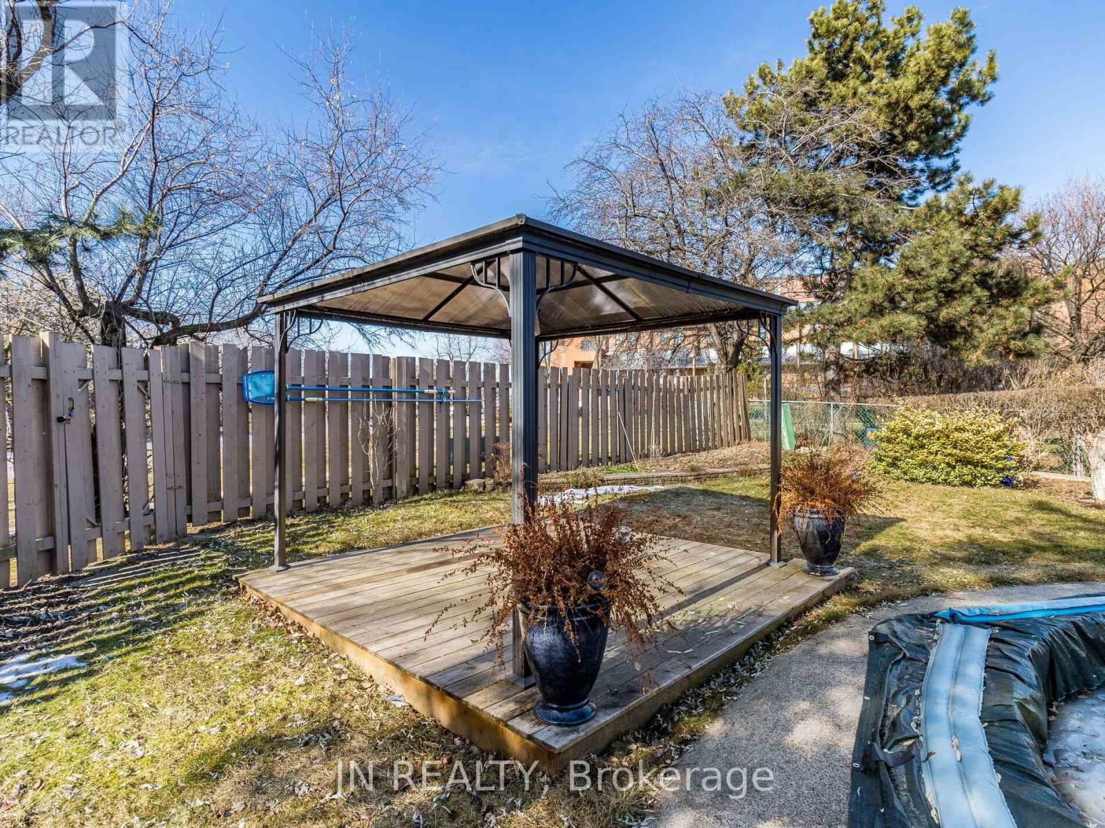 27 FINCHLEY CRESCENT Image 43