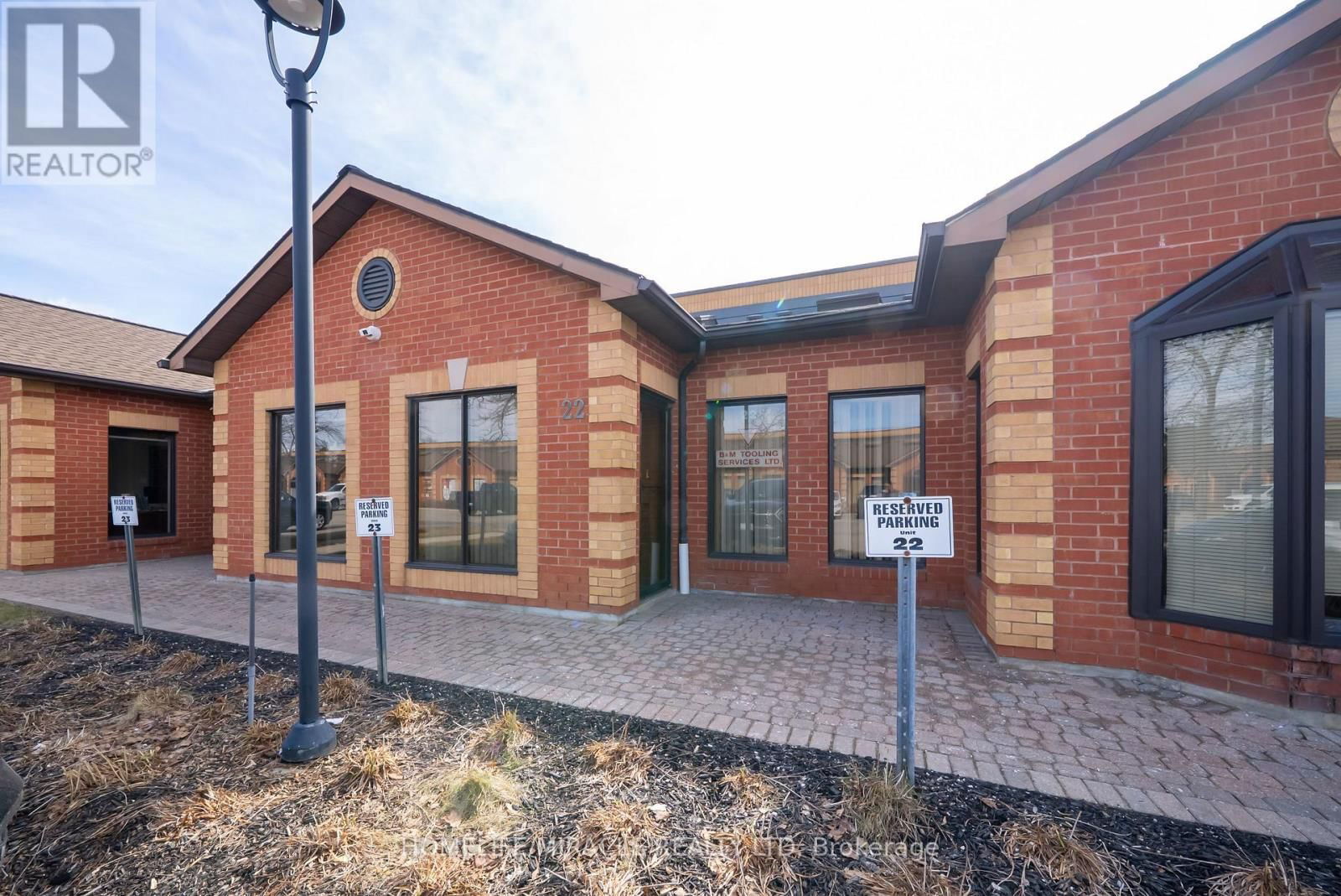 22 - 18 REGAN ROAD Image 1
