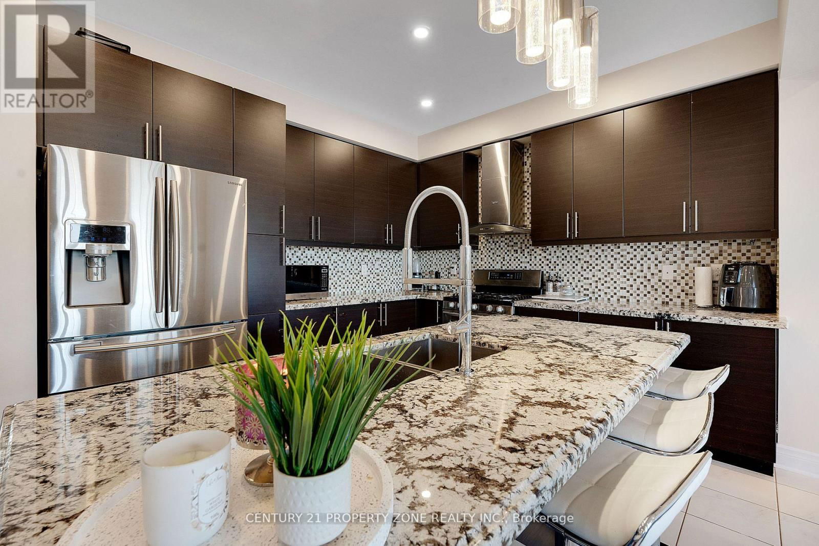 37 ALISTER DRIVE Image 11